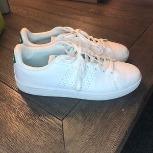 Used Men’s Adidas neo cloudfoam advantage clean, casual sneakers, size 11.5